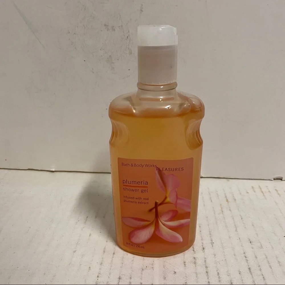 Bath & Body Works Pleasures PLUMERIA Shower Gel